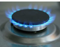 Kochen mit Gas statt mit Strom ist deutlich umweltfreundlicher und gelingt punktgenau. Foto: Rainer Sturm/www.pixelio.de